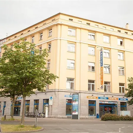Otel A&o Hauptbahnhof